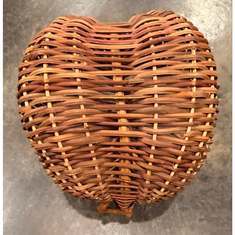 VTG Appalachian Woven Buttocks Gather Basket Losenge Pattern Twisted Vine Handle